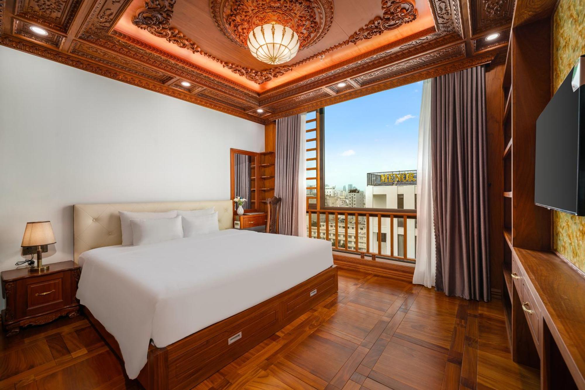Monalisa Luxury Hotel Da Nang Exterior photo