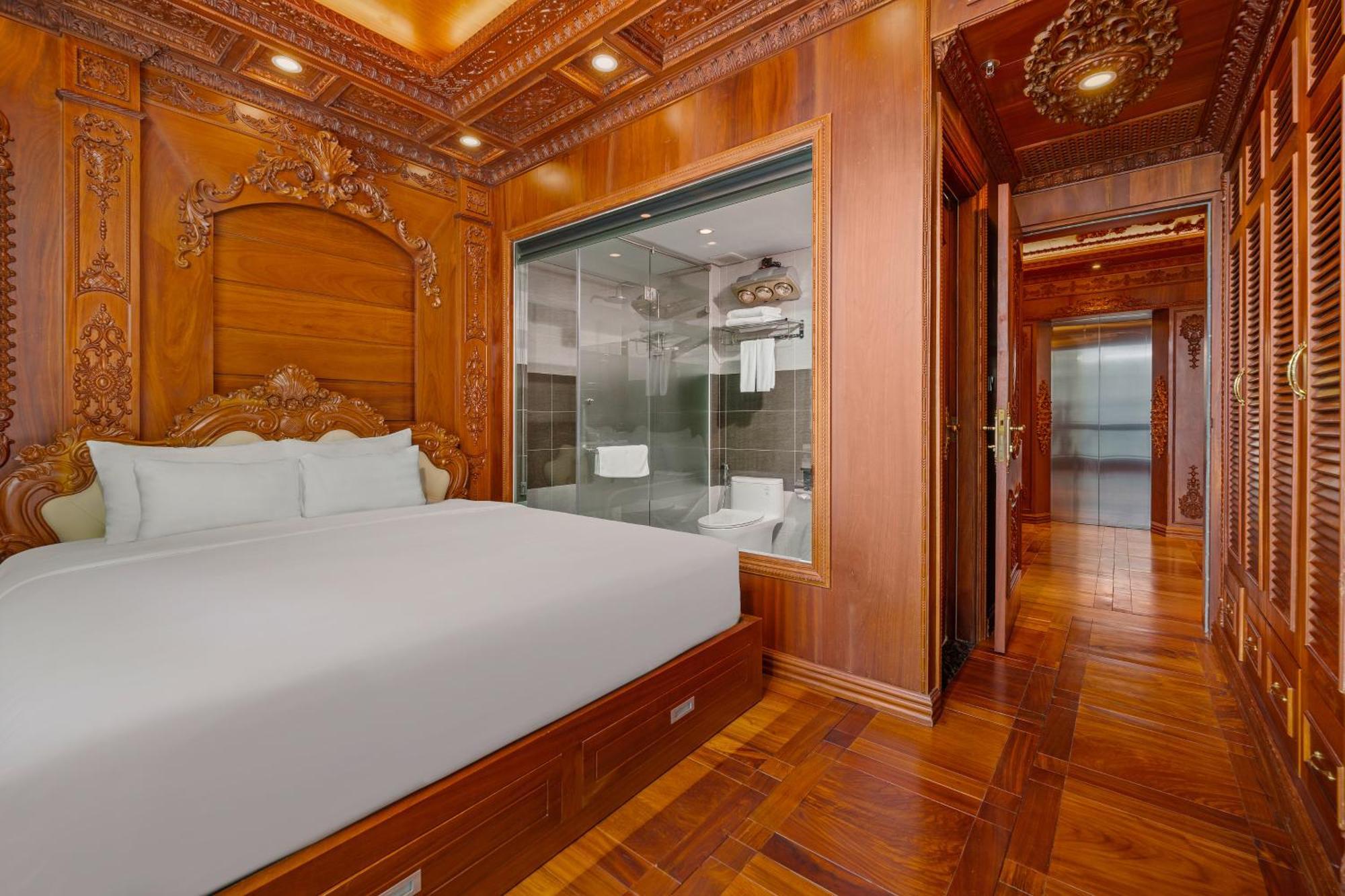 Monalisa Luxury Hotel Da Nang Exterior photo