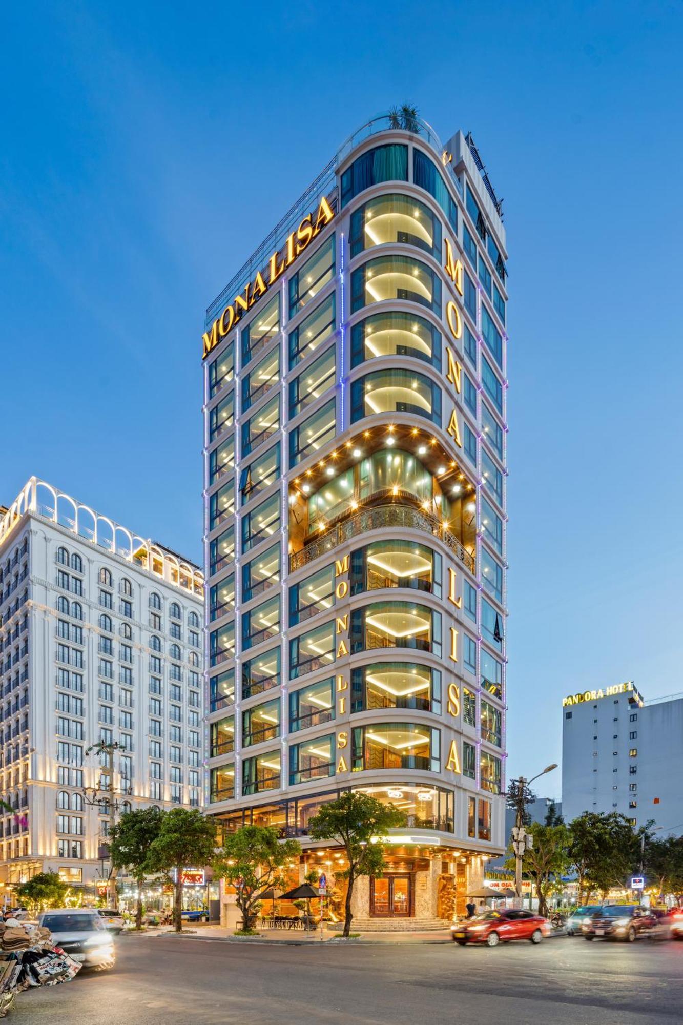 Monalisa Luxury Hotel Da Nang Exterior photo